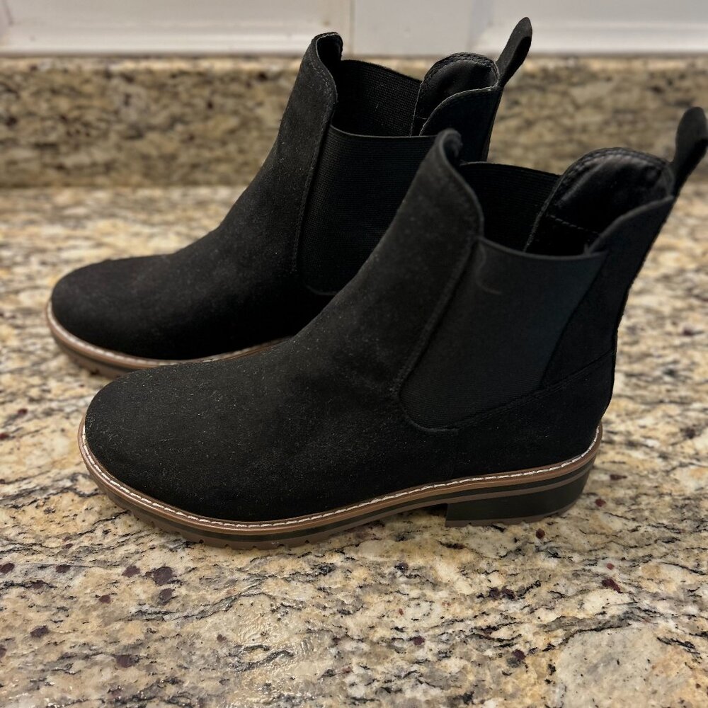 Kensie Khai Women's Size 9 Black Chelsea Slip On Ankle Boots